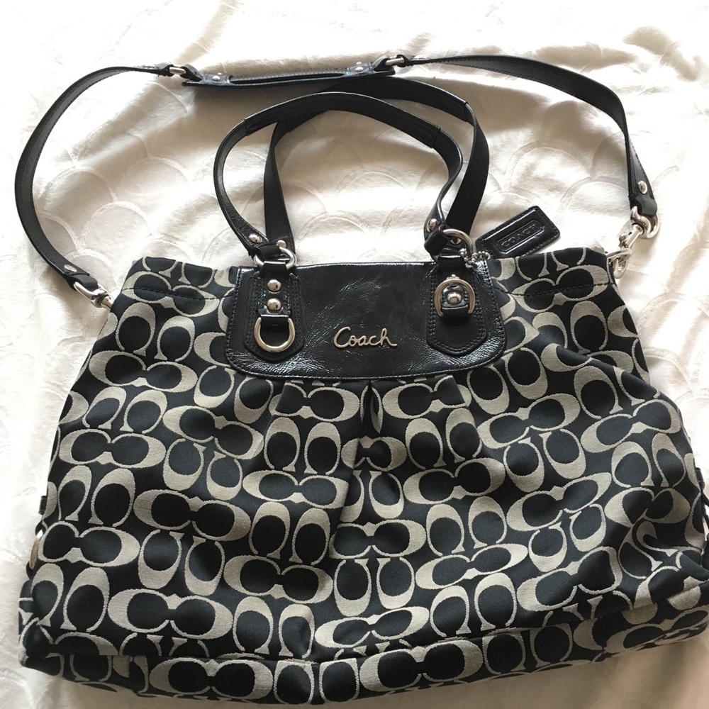 Coach large shoulder bag